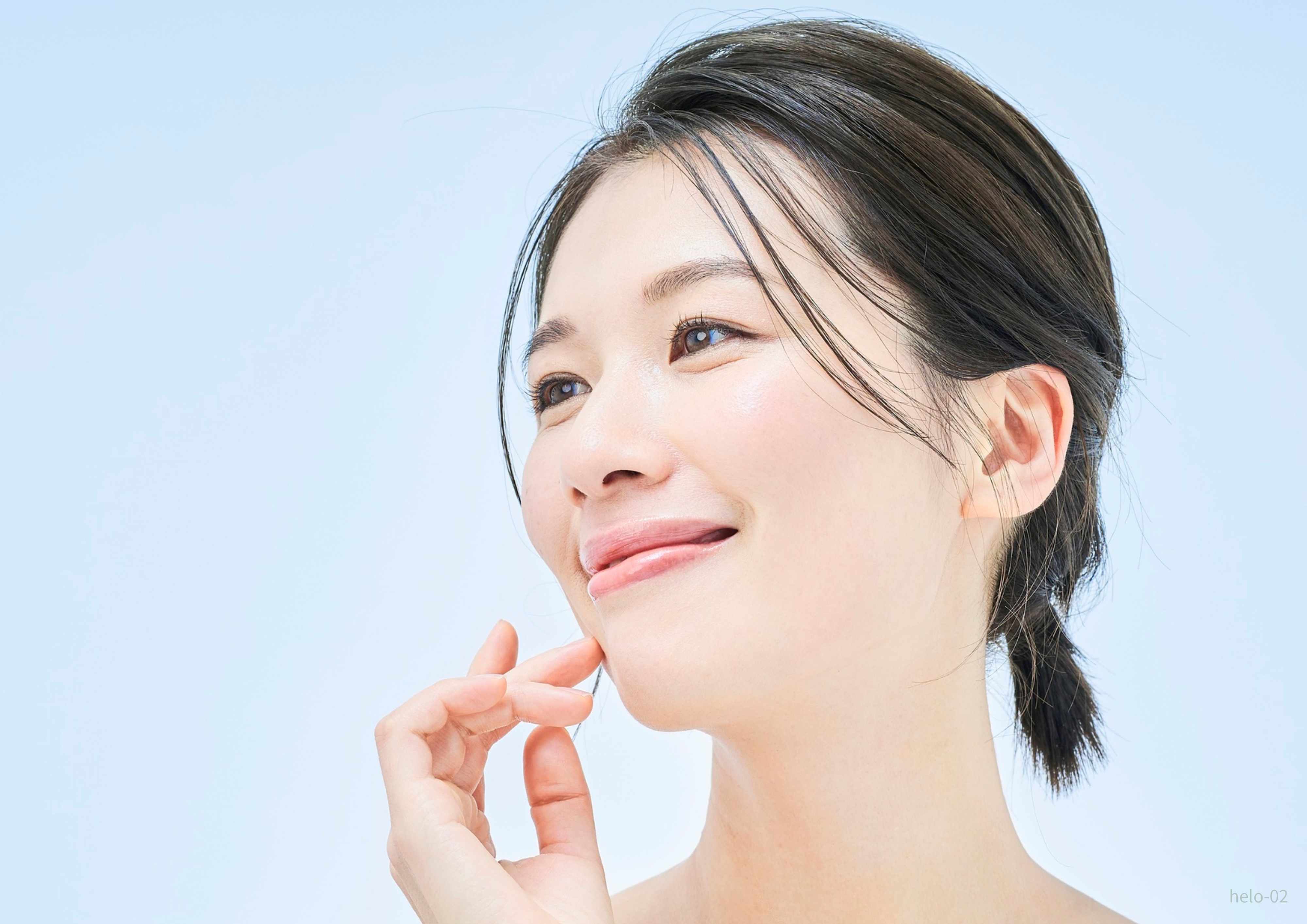 眉毛・まつげ施術中の様子1